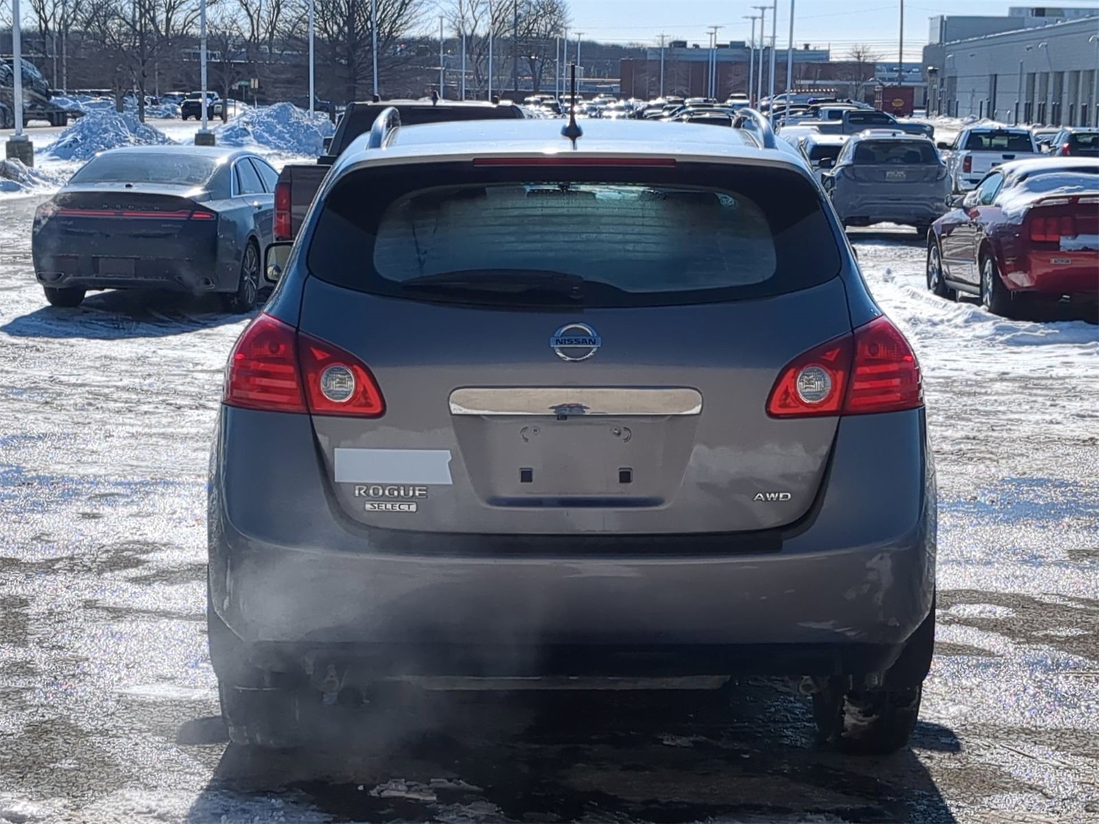 Thumbnail: 2015 Nissan Rogue - 13