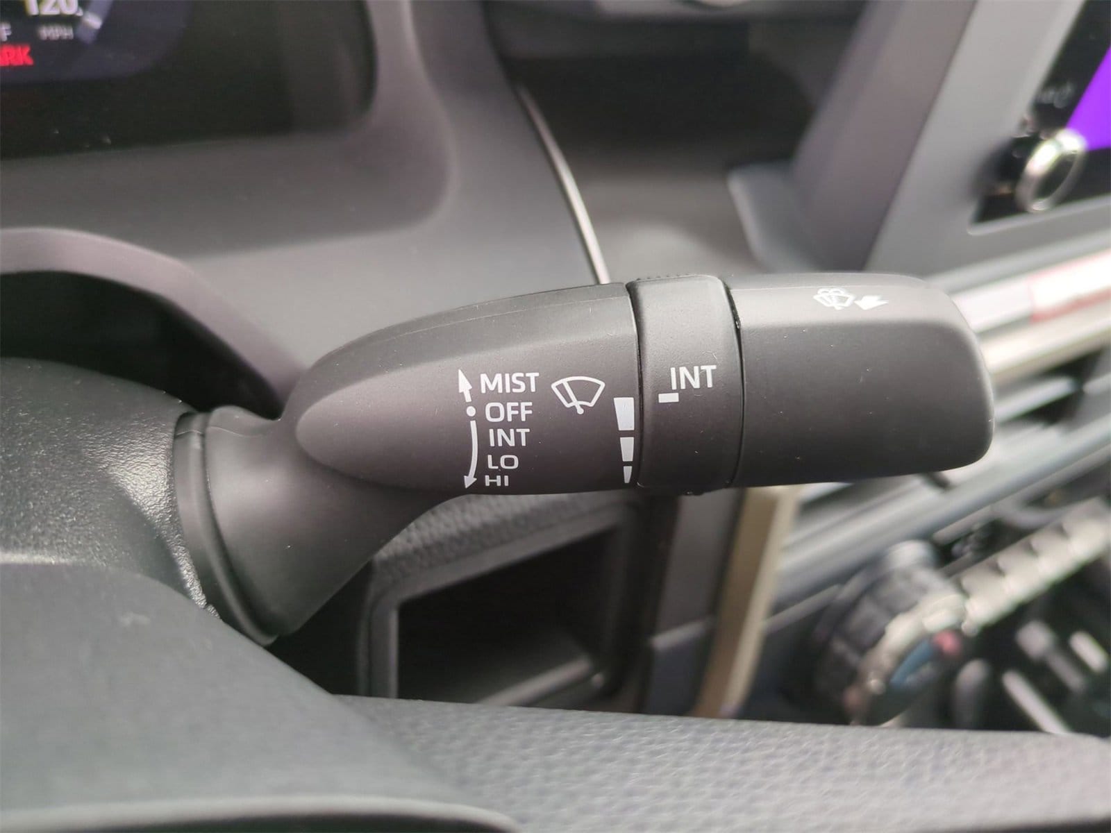 Thumbnail: 2025 Toyota Tacoma - 25