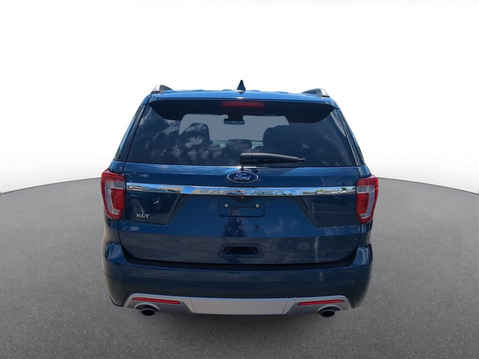 Thumbnail: 2017 Ford Explorer - 7