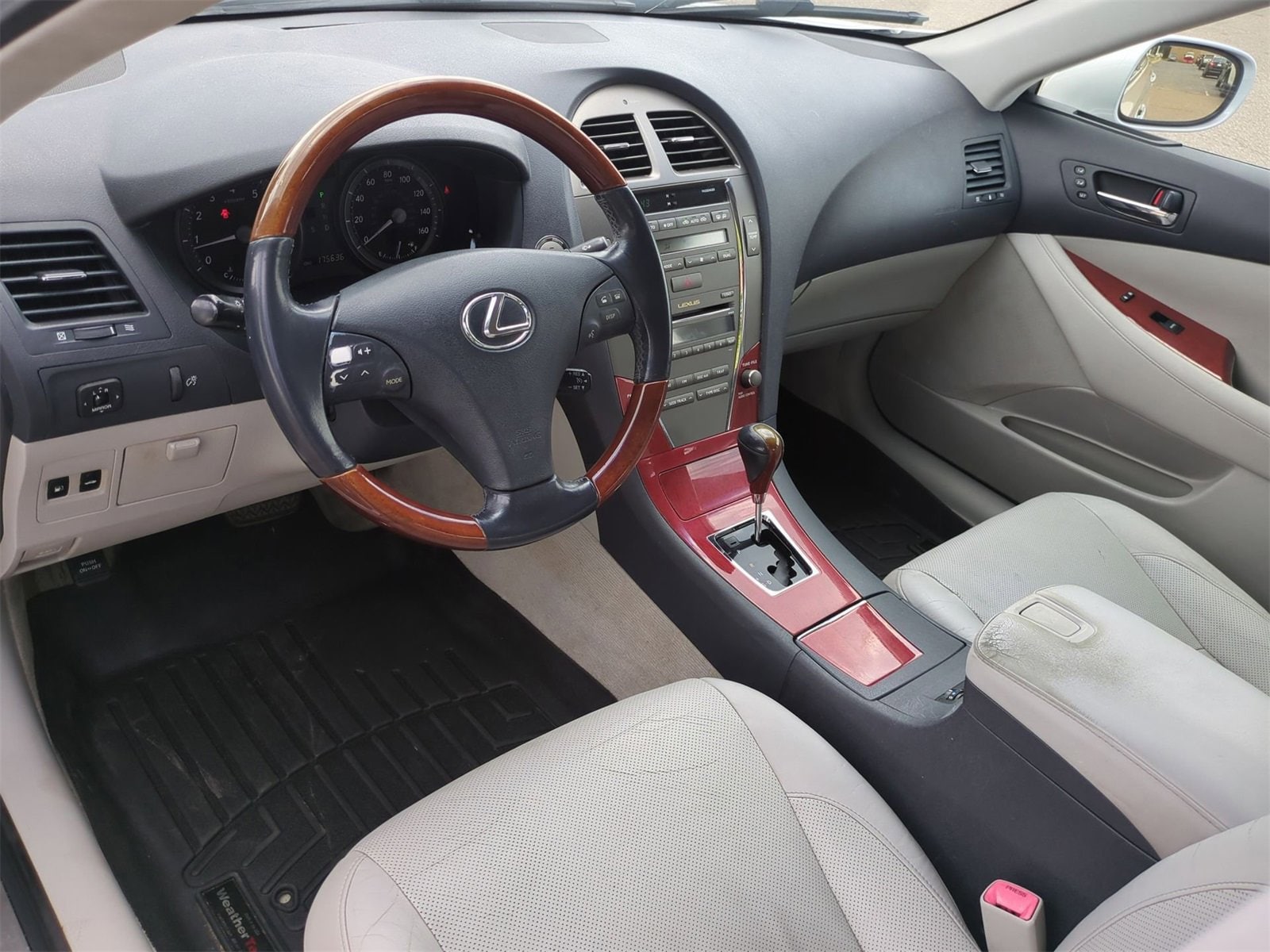 Thumbnail: 2009 Lexus ES - 10