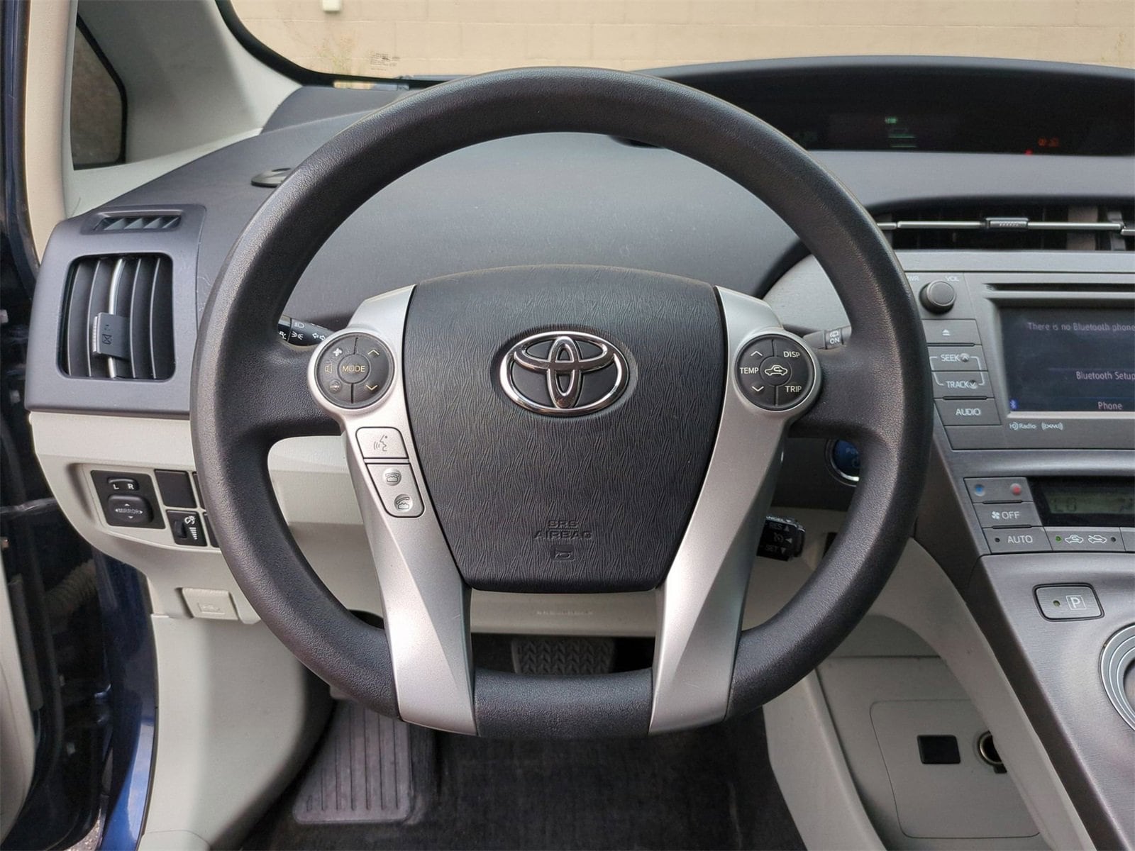 Thumbnail: 2013 Toyota Prius - 20