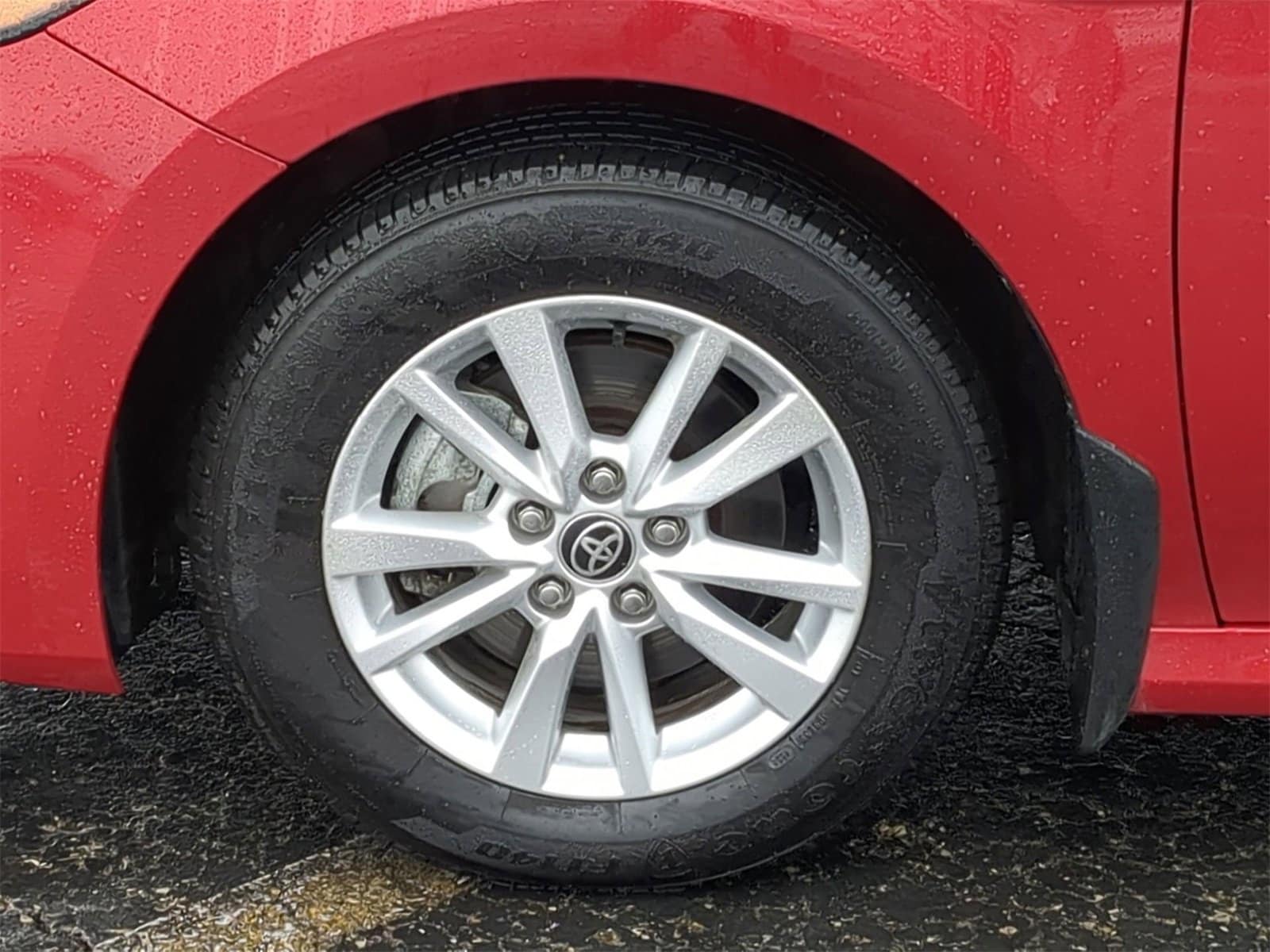 Thumbnail: 2025 Toyota Camry - 21