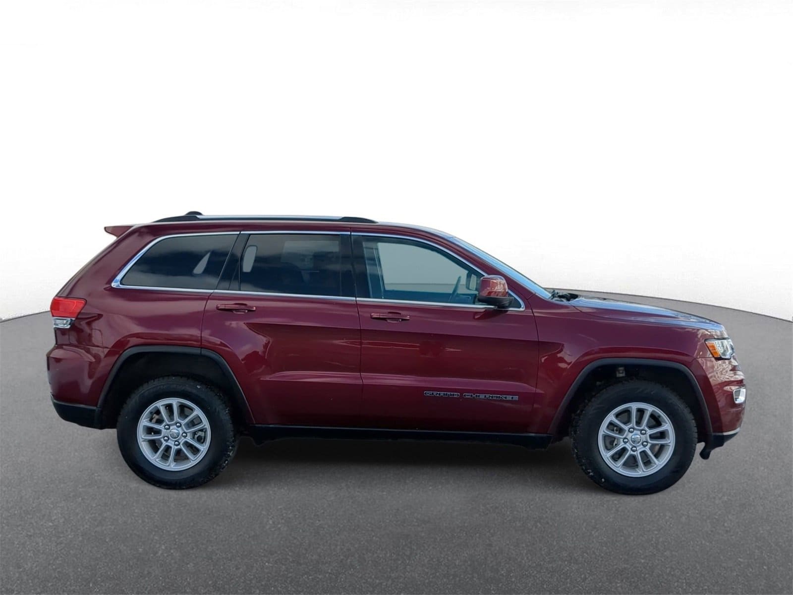 Thumbnail: 2018 Jeep Grand Cherokee - 9