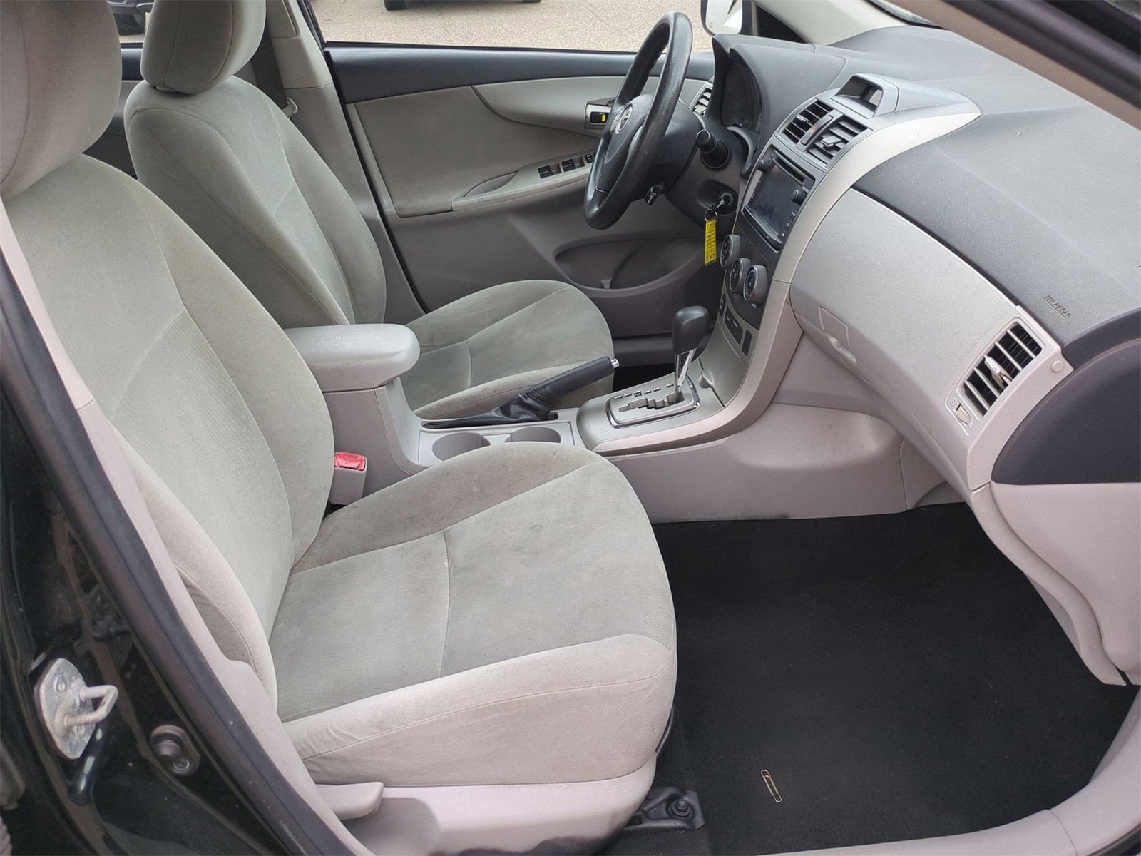 Thumbnail: 2013 Toyota Corolla - 19