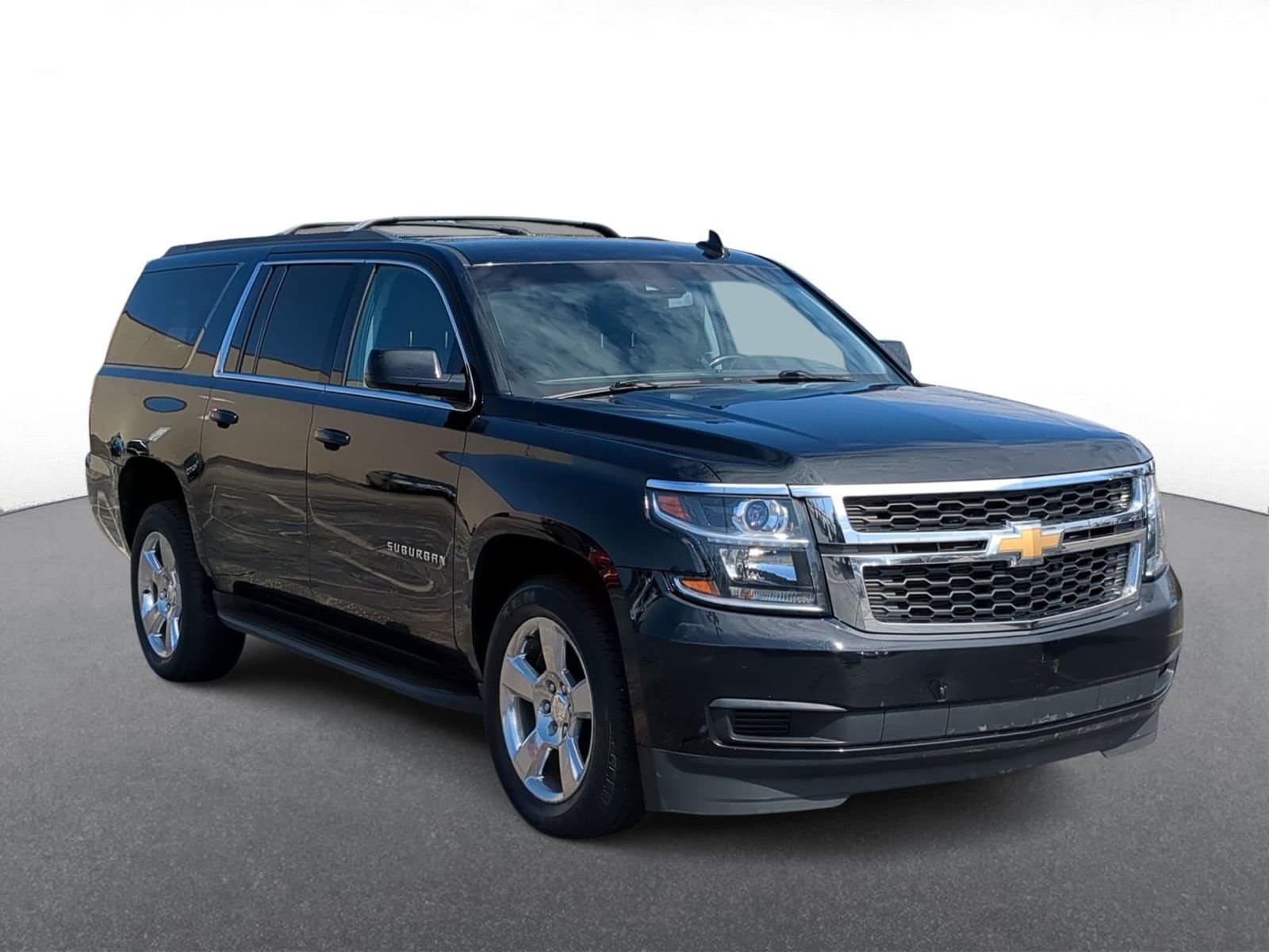 Thumbnail: 2017 Chevrolet Suburban - 2
