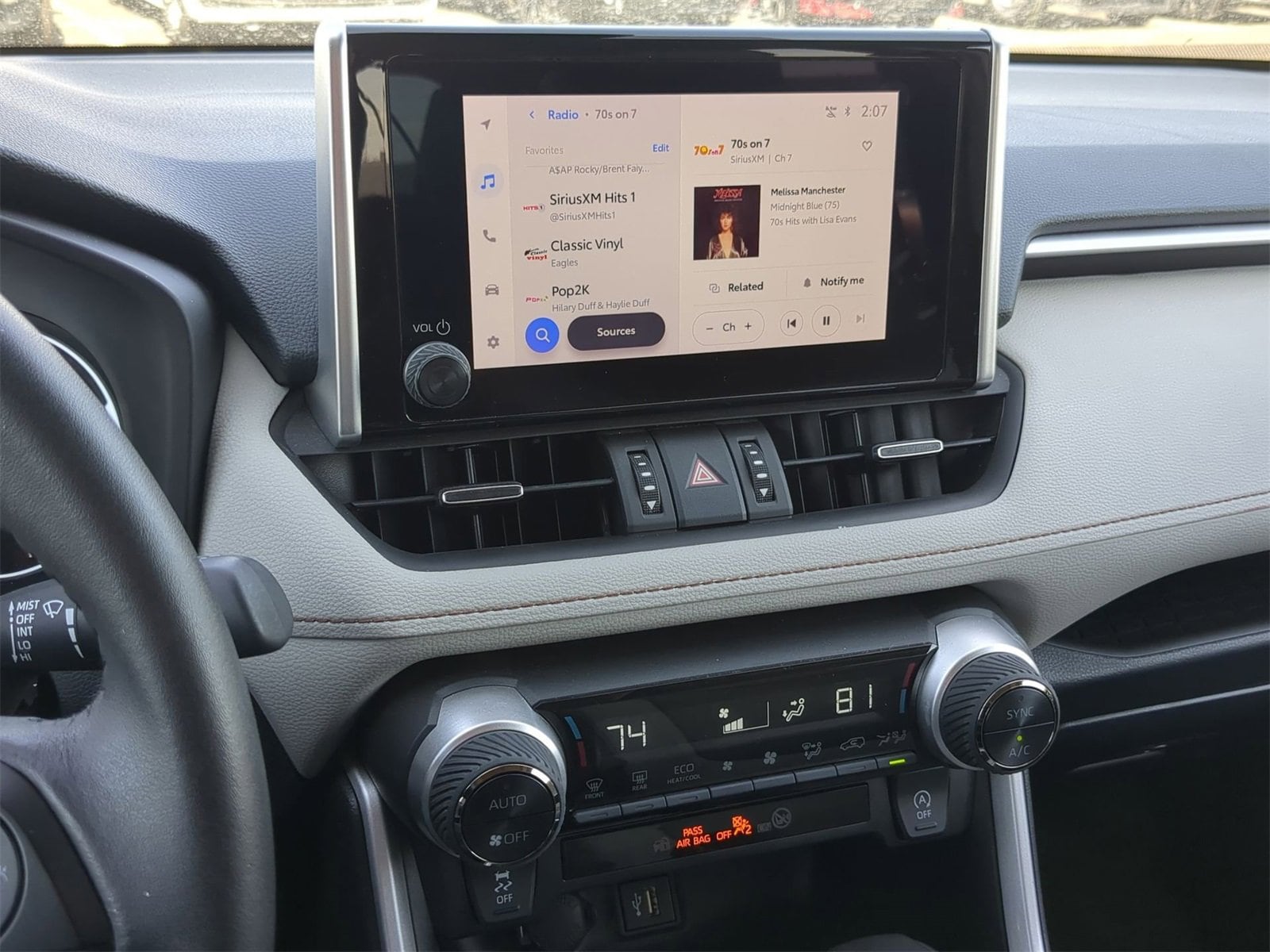 Thumbnail: 2024 Toyota RAV4 - 34