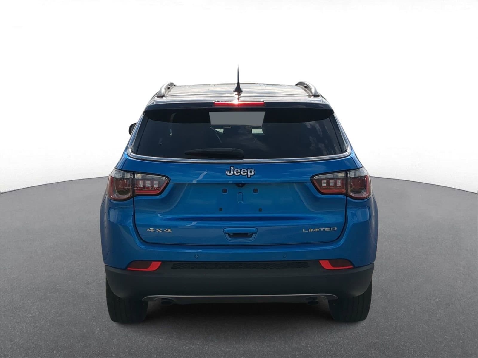 Thumbnail: 2023 Jeep Compass - 7