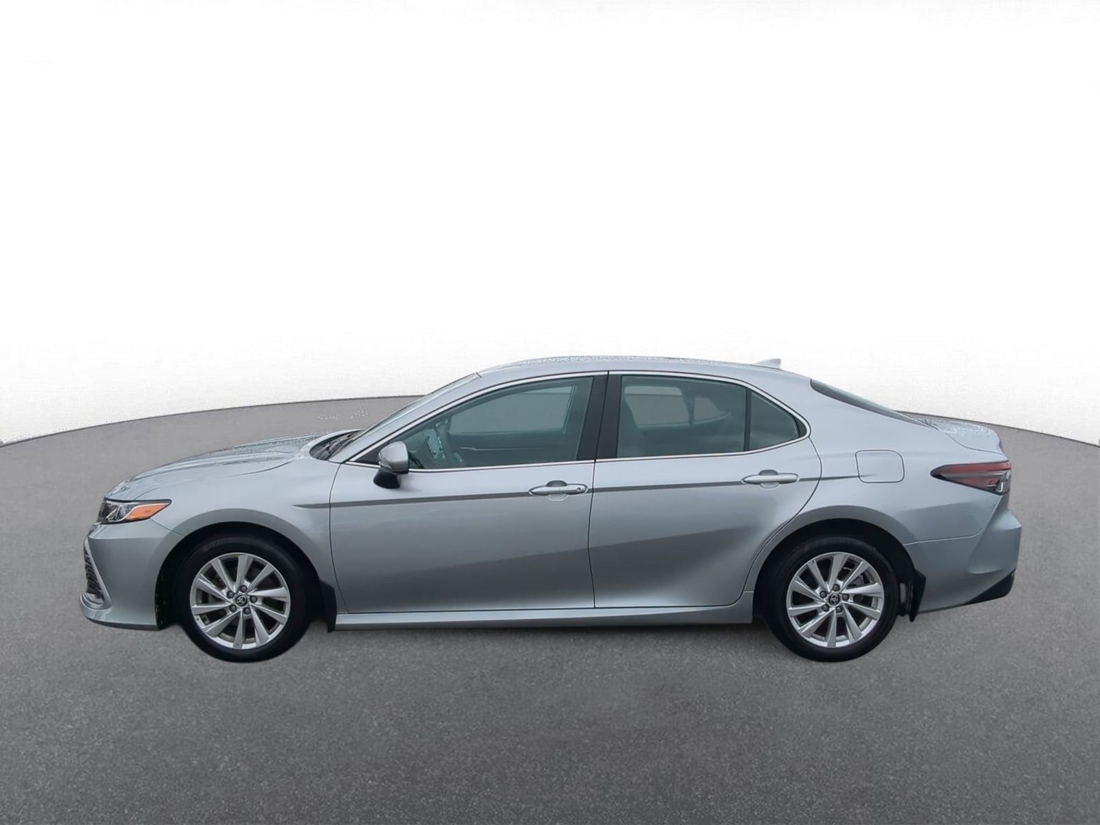 Thumbnail: 2023 Toyota Camry - 5