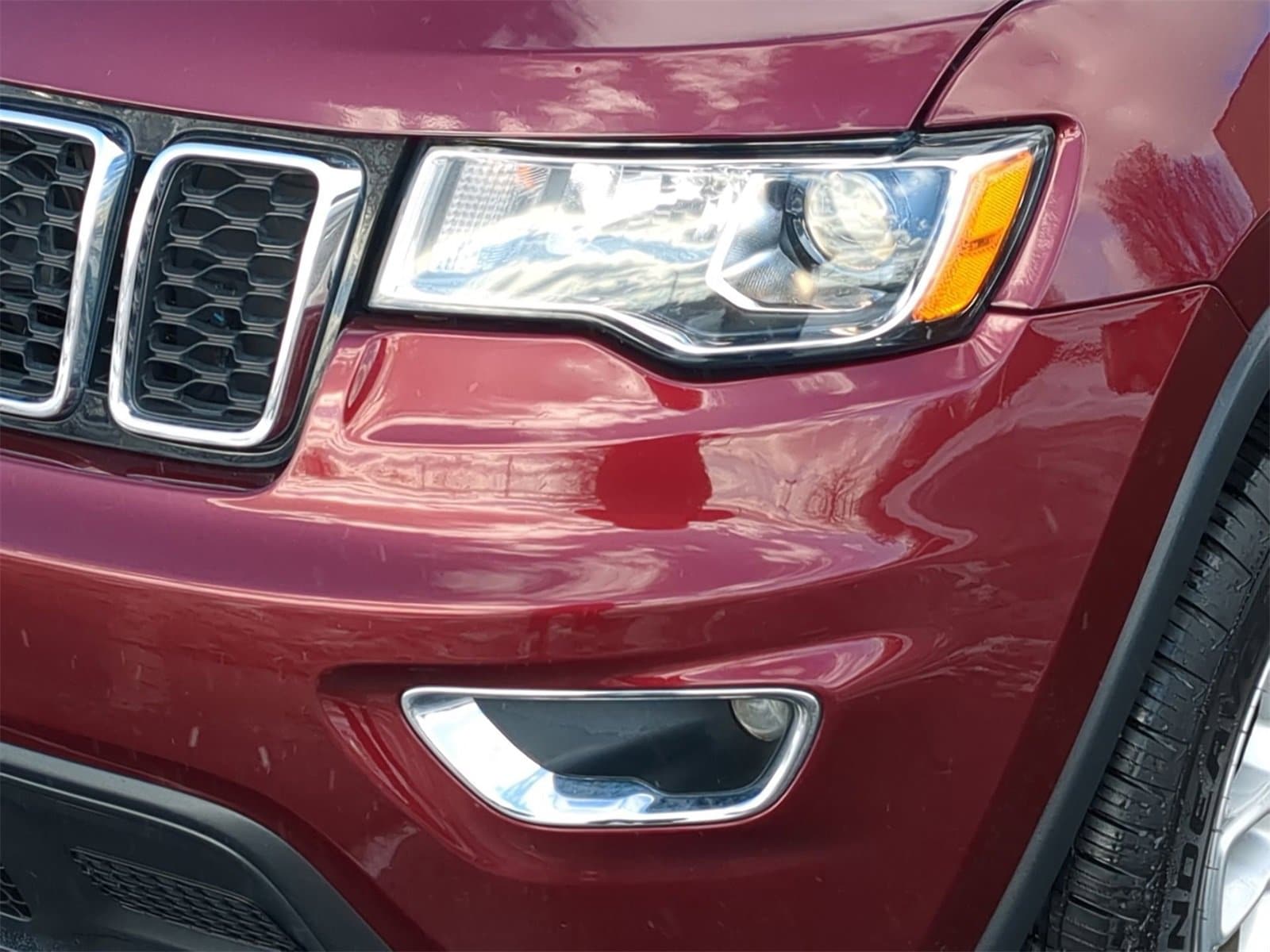 Thumbnail: 2018 Jeep Grand Cherokee - 11