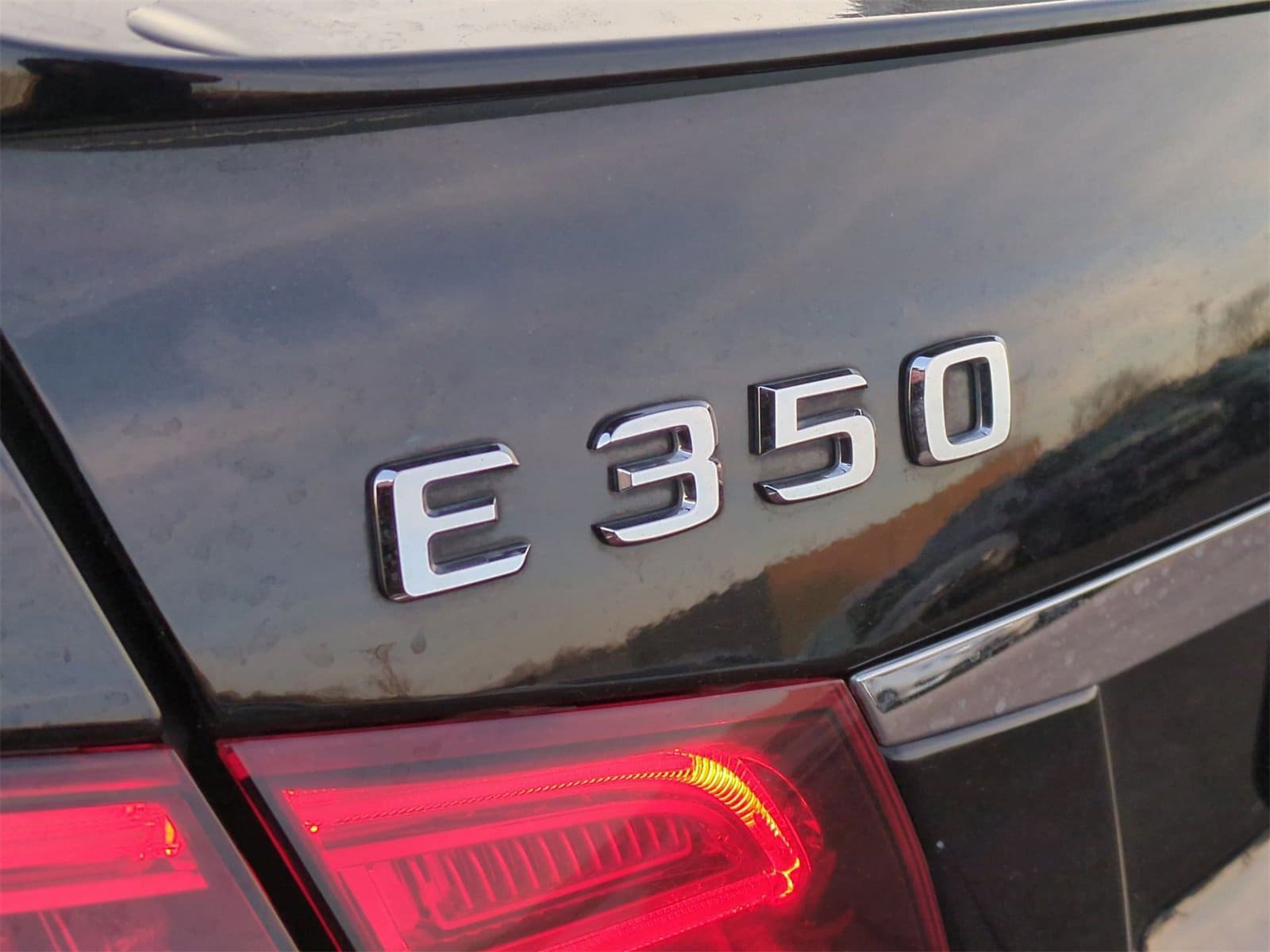 Thumbnail: 2014 Mercedes-Benz E-Class - 13