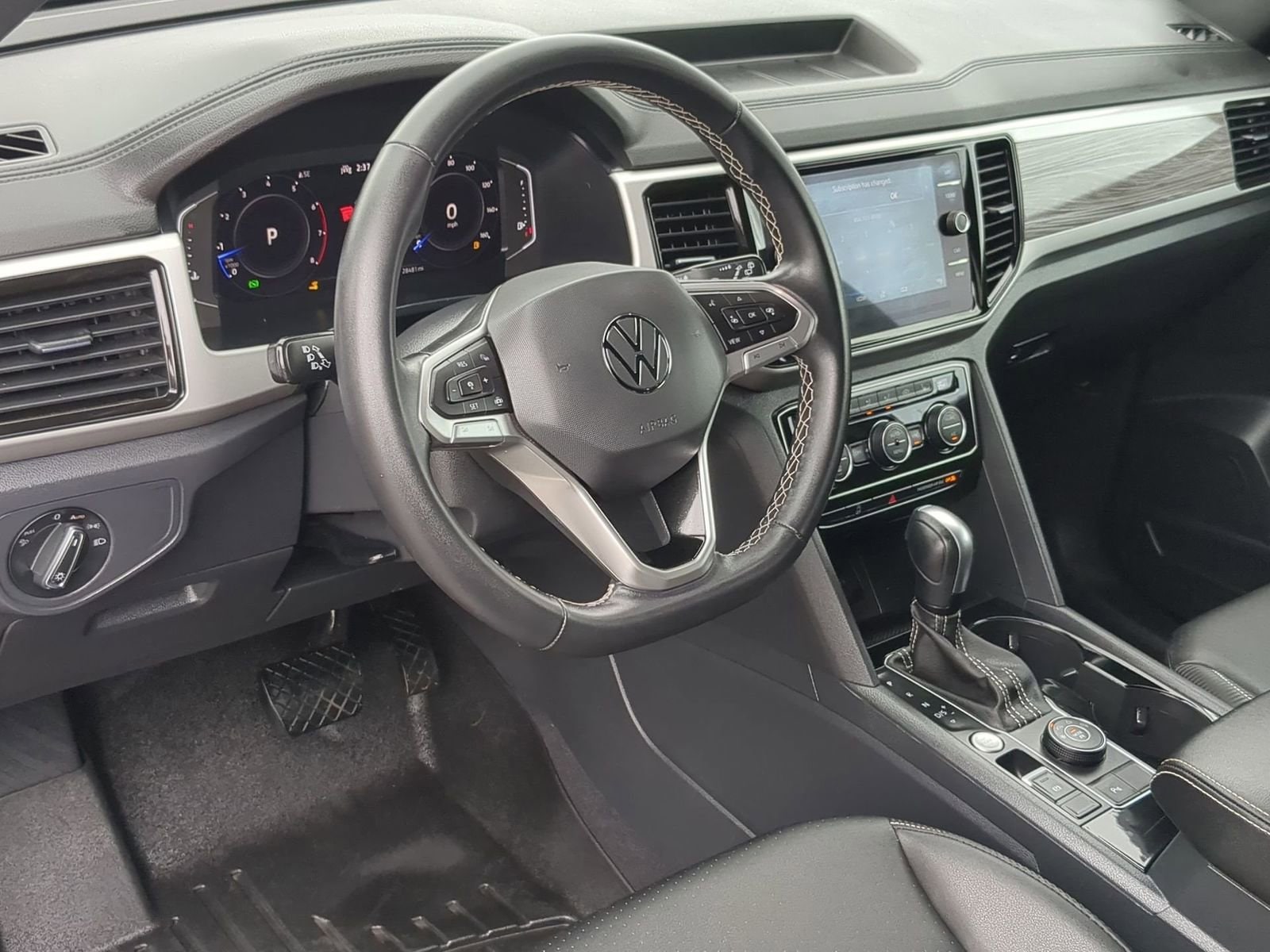 Thumbnail: 2023 Volkswagen Atlas - 9