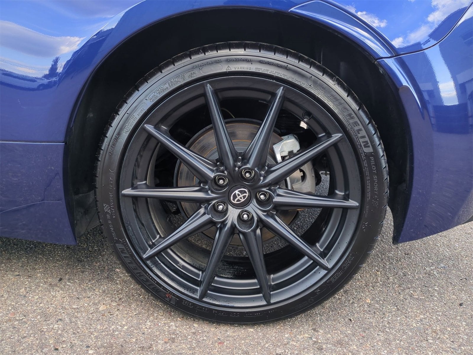 Thumbnail: 2023 Toyota GR86 - 14