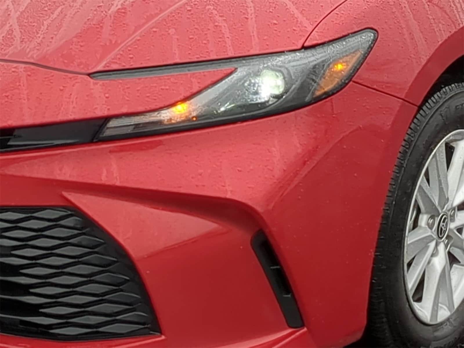 Thumbnail: 2025 Toyota Camry - 18