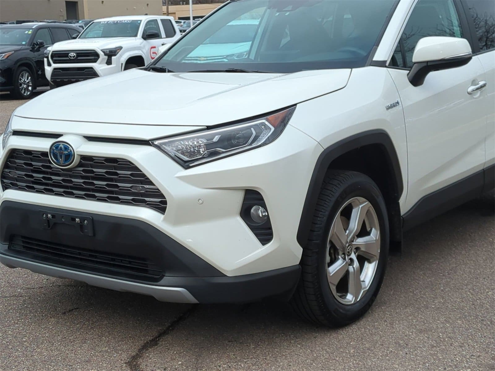 Thumbnail: 2021 Toyota RAV4 - 11
