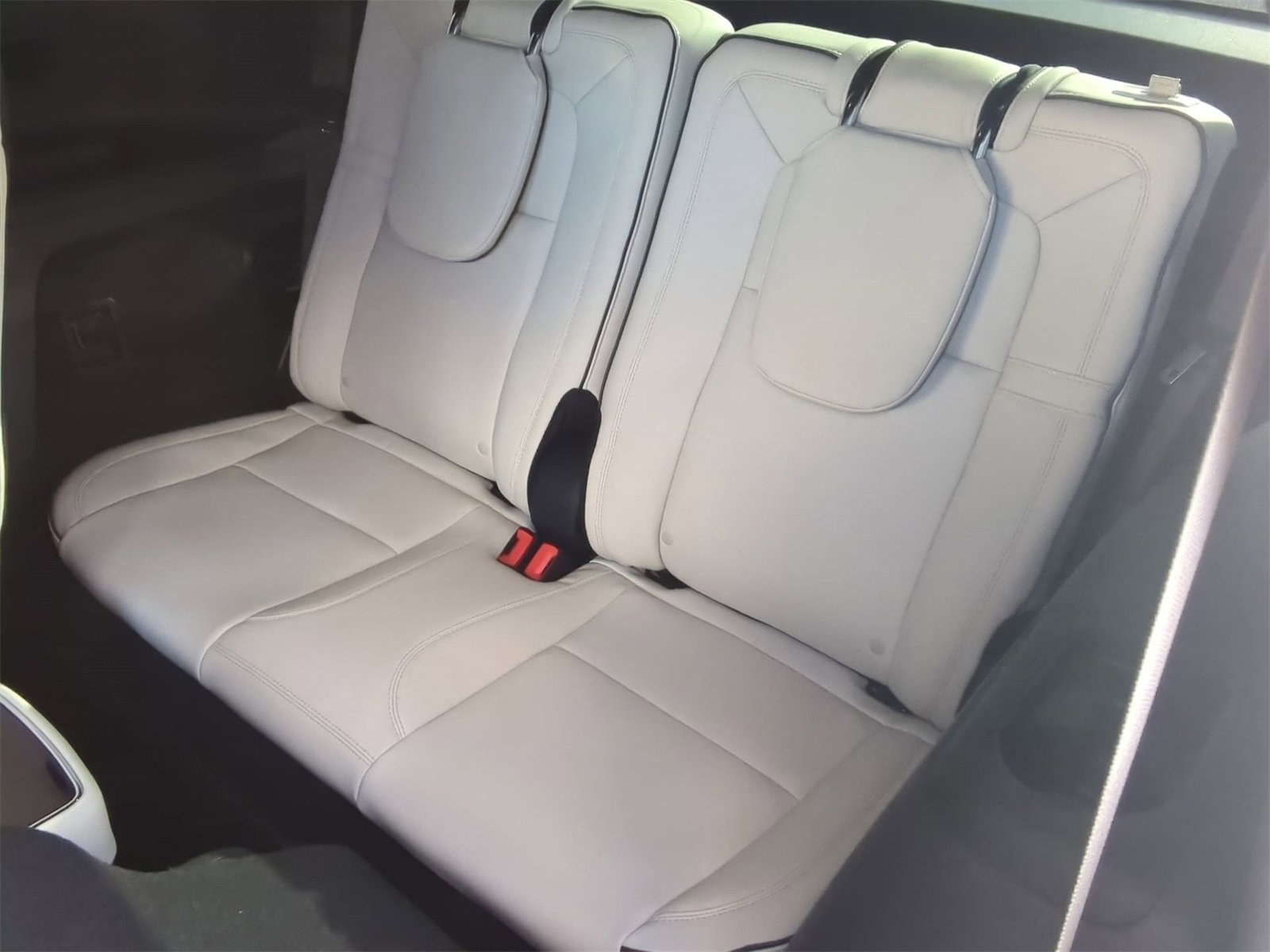 Thumbnail: 2025 Lincoln Aviator - 21