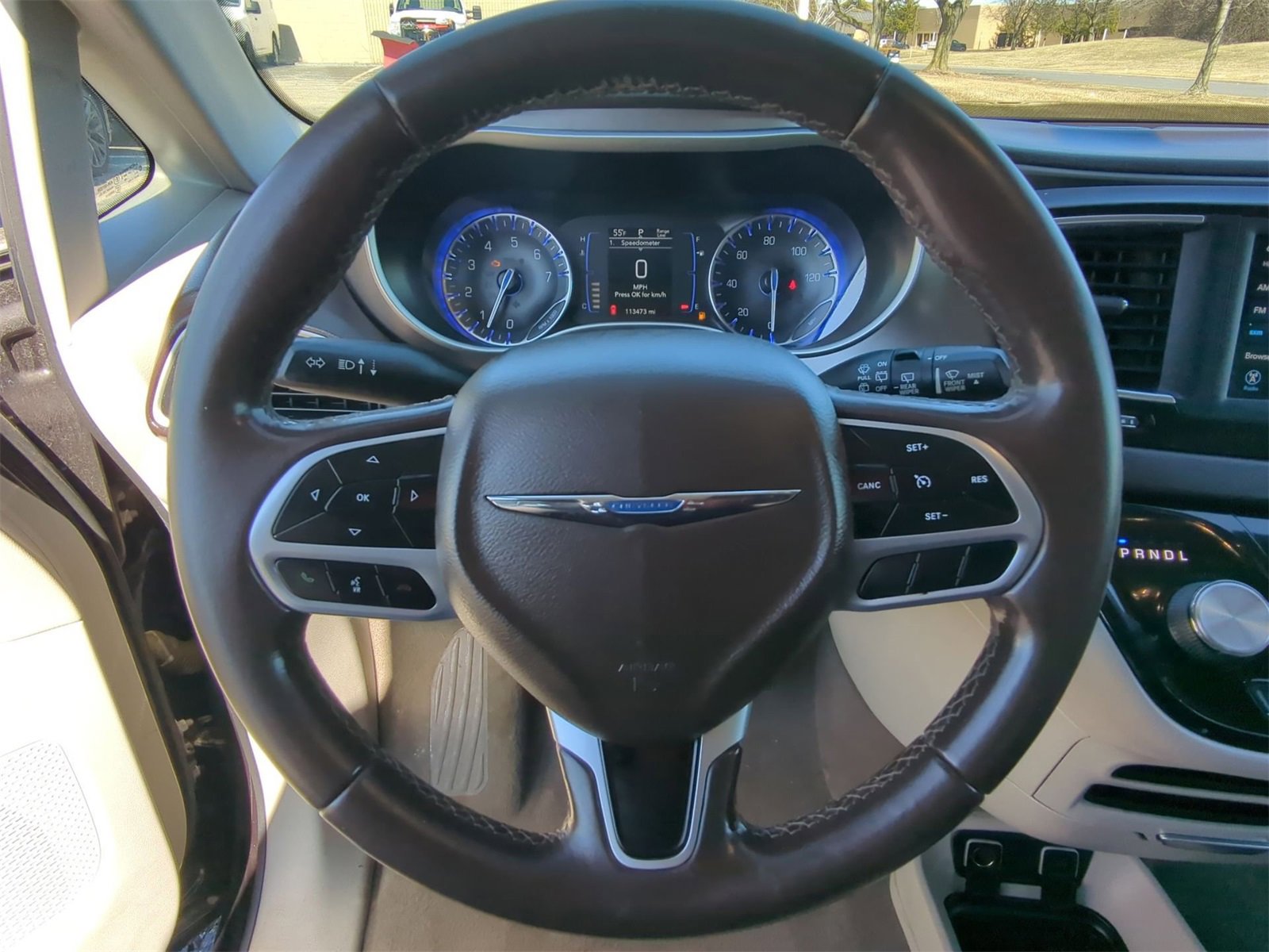 Thumbnail: 2018 Chrysler Pacifica - 22