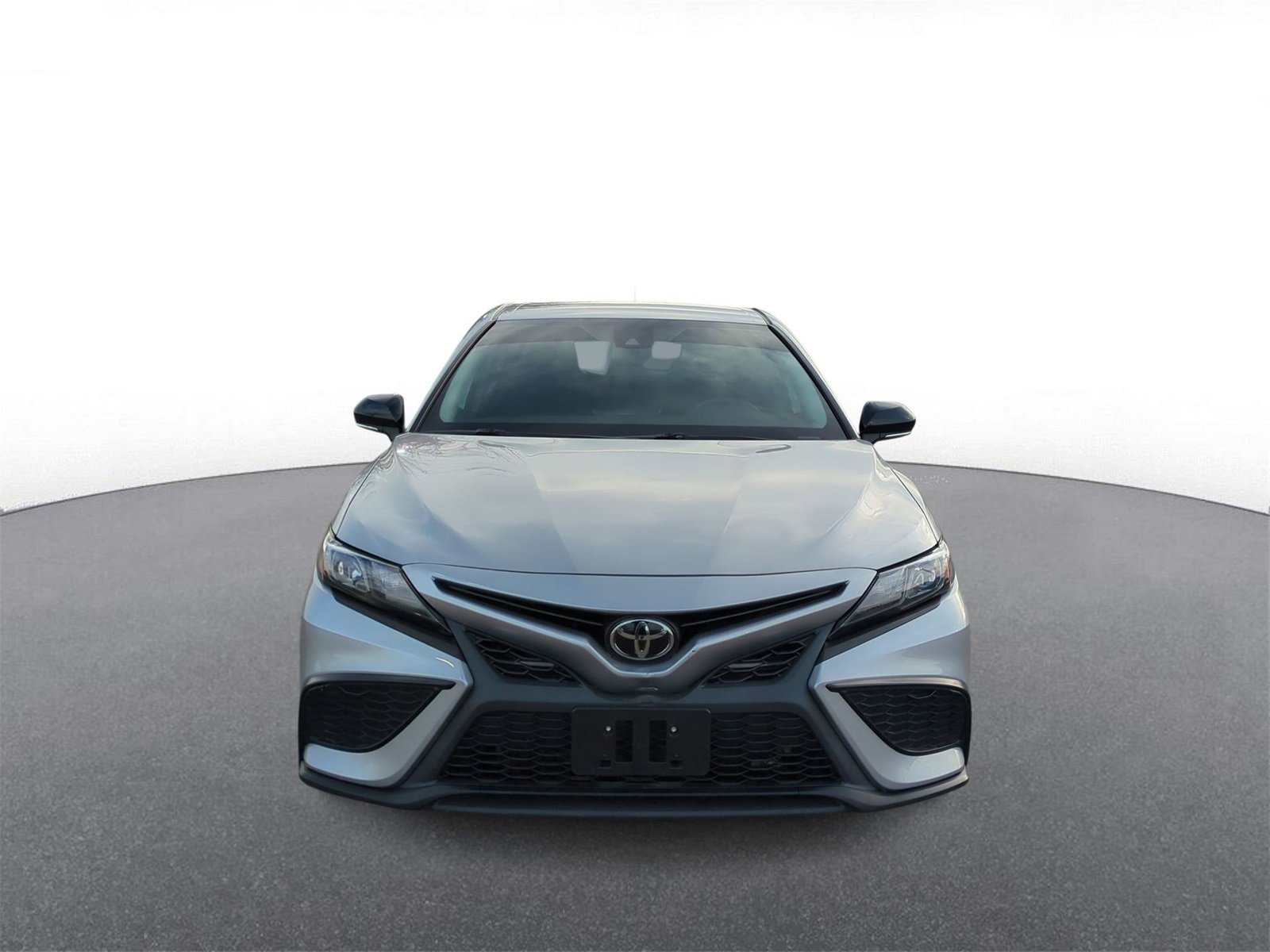 2022 Toyota Camry SE photo 3