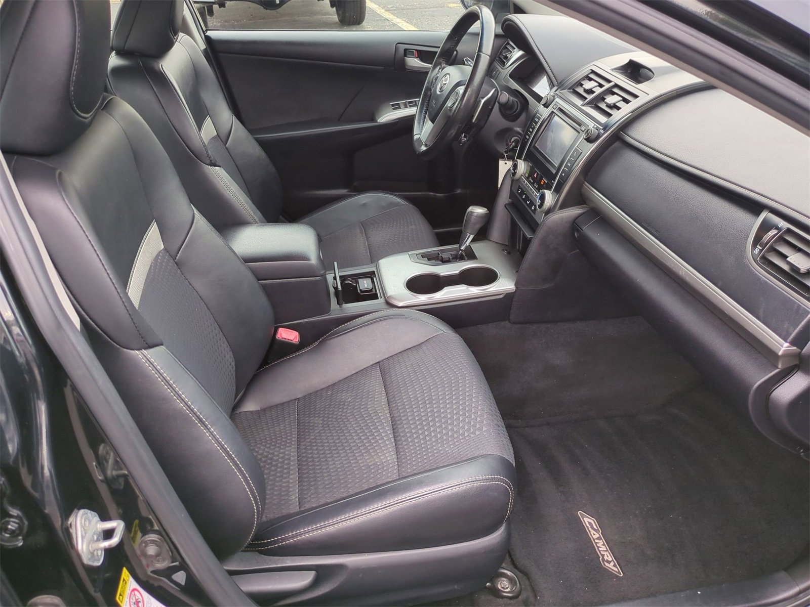 Thumbnail: 2012 Toyota Camry - 22