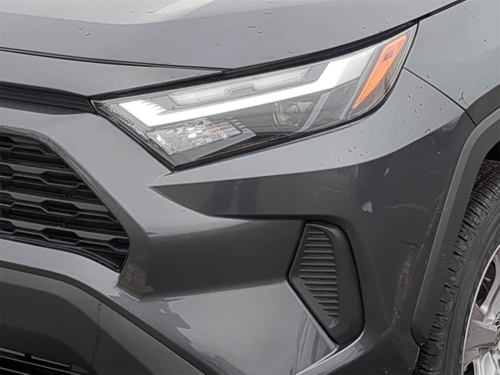 Thumbnail: 2025 Toyota RAV4 - 18