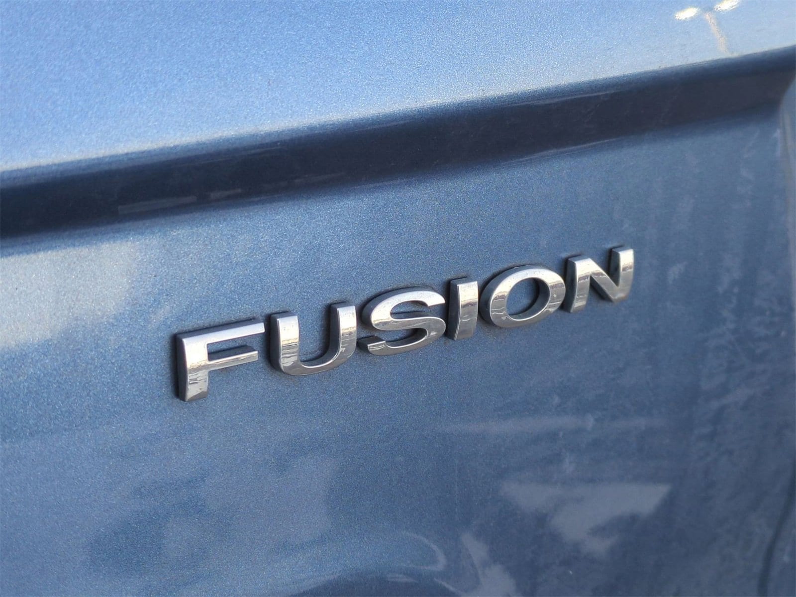 Thumbnail: 2010 Ford Fusion - 13