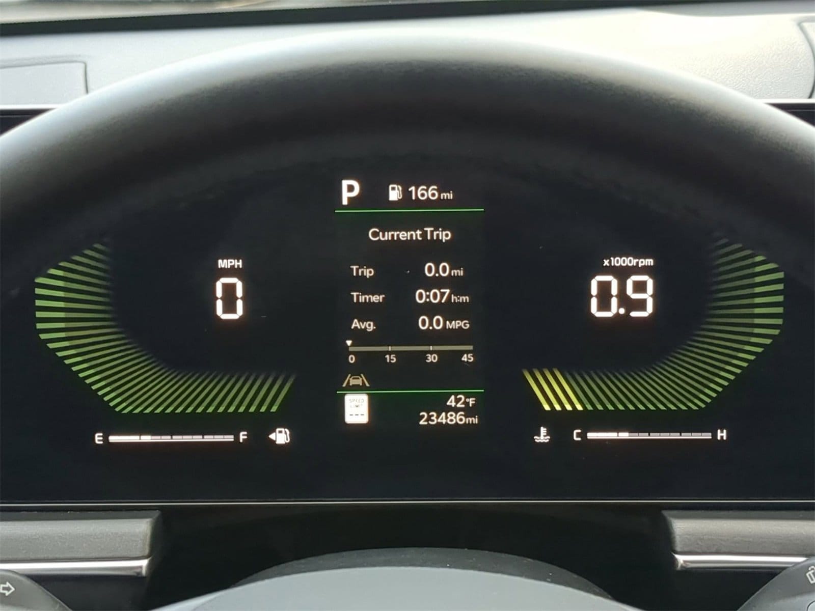 Thumbnail: 2025 Kia K5 - 32