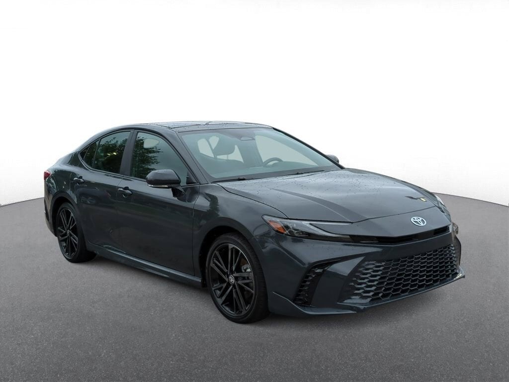 Used 2025 Toyota Camry XSE with VIN 4T1DAACK6SU059563 for sale in Troy, MI