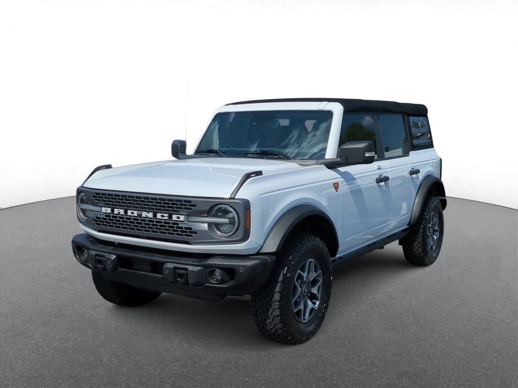 Thumbnail: 2022 Ford Bronco - 4