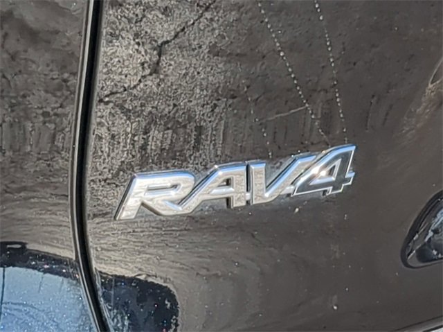 Thumbnail: 2021 Toyota RAV4 - 13