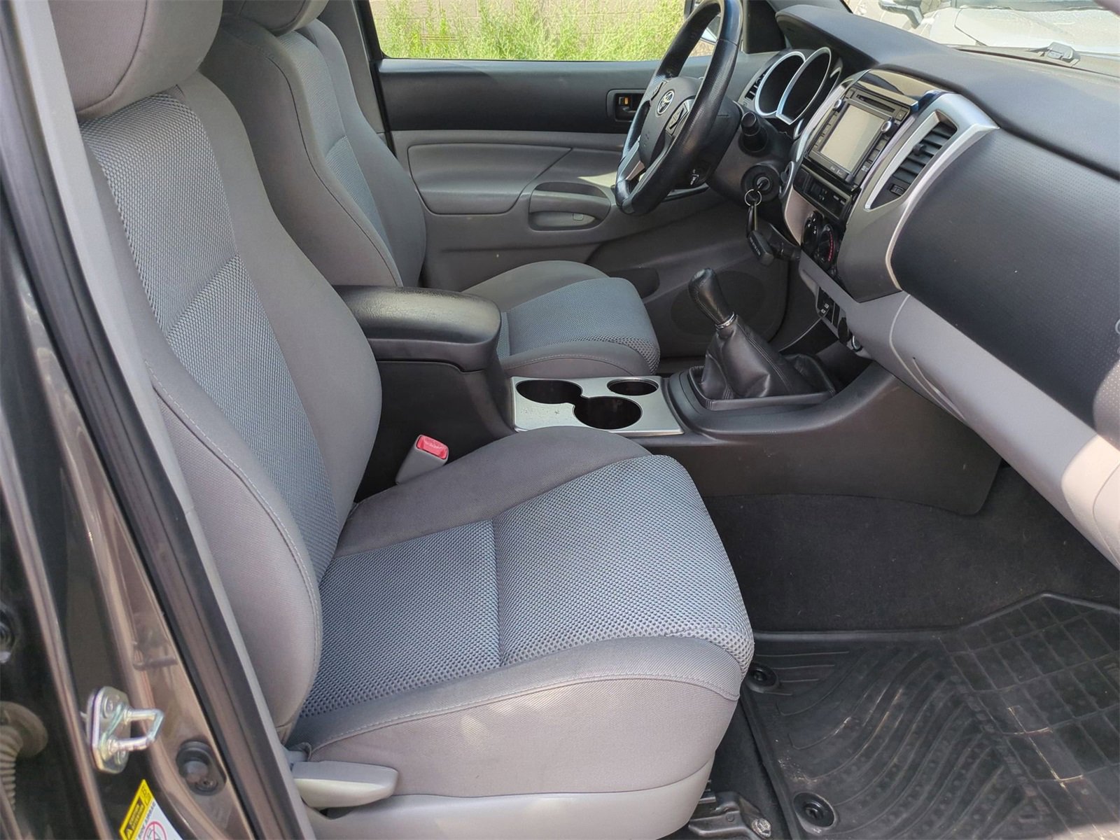 Thumbnail: 2014 Toyota Tacoma - 18