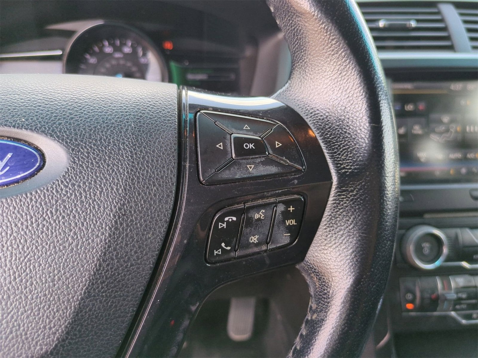 Thumbnail: 2016 Ford Explorer - 22