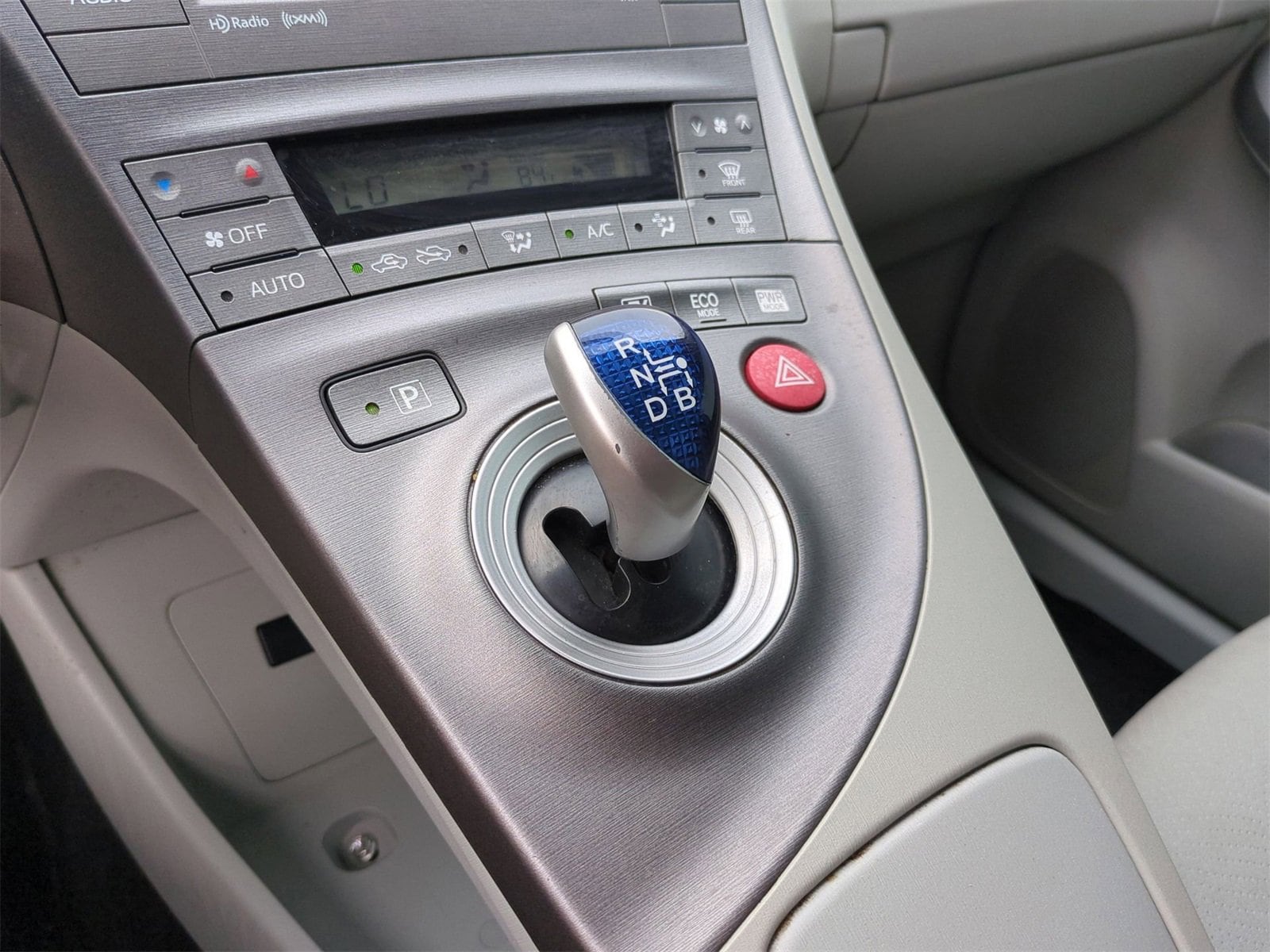 Thumbnail: 2013 Toyota Prius - 27