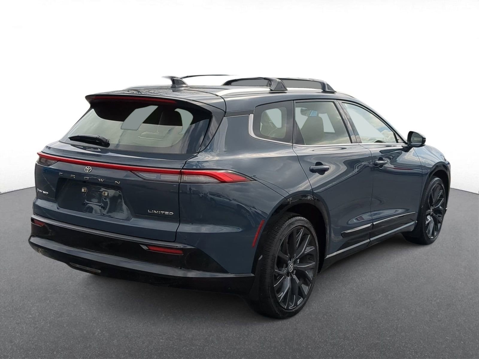 Thumbnail: 2025 Toyota Crown Signia - 8