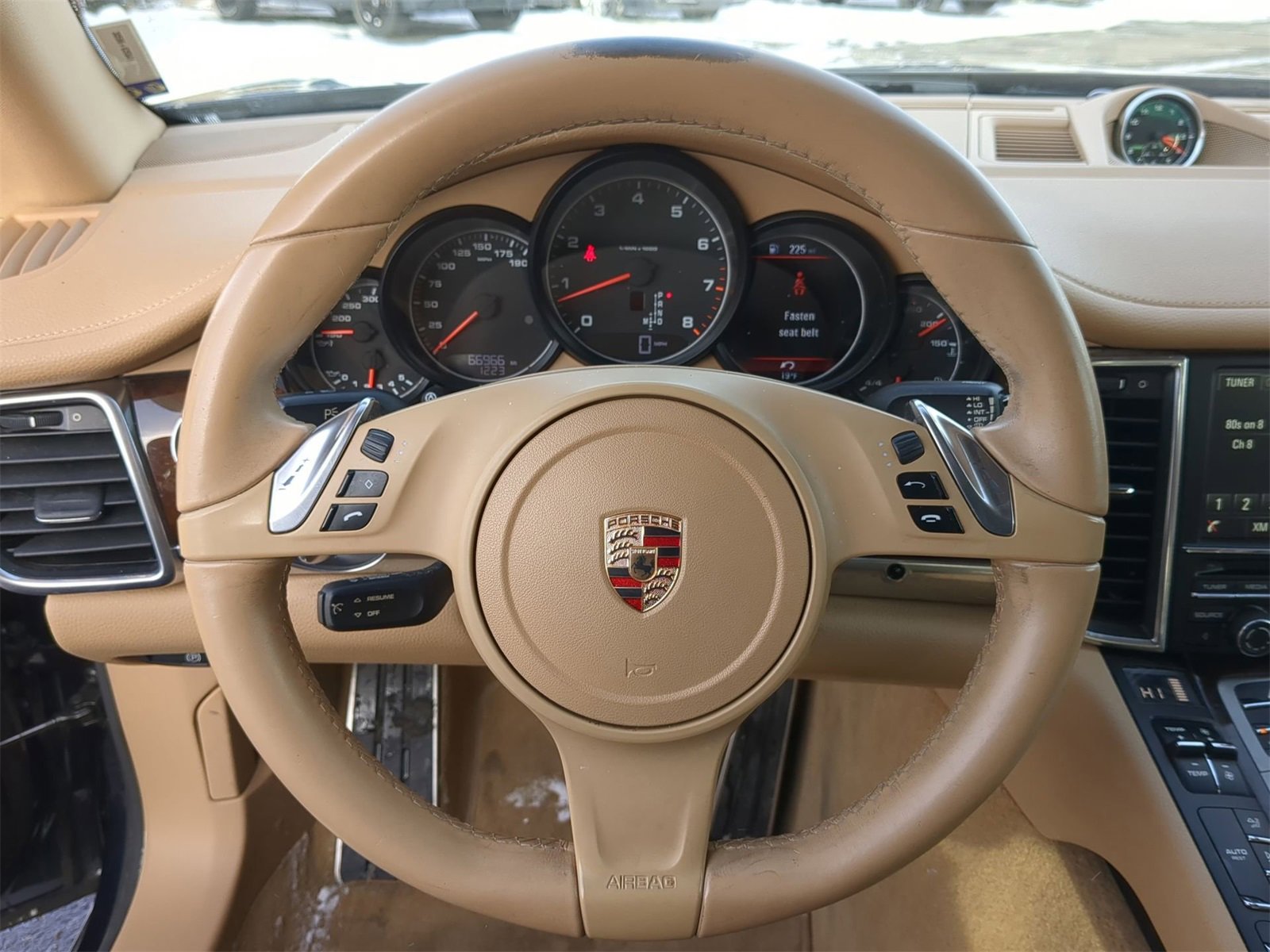 Thumbnail: 2015 Porsche Panamera - 23