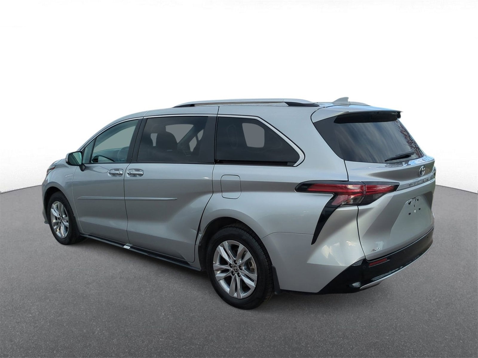 Thumbnail: 2024 Toyota Sienna - 6