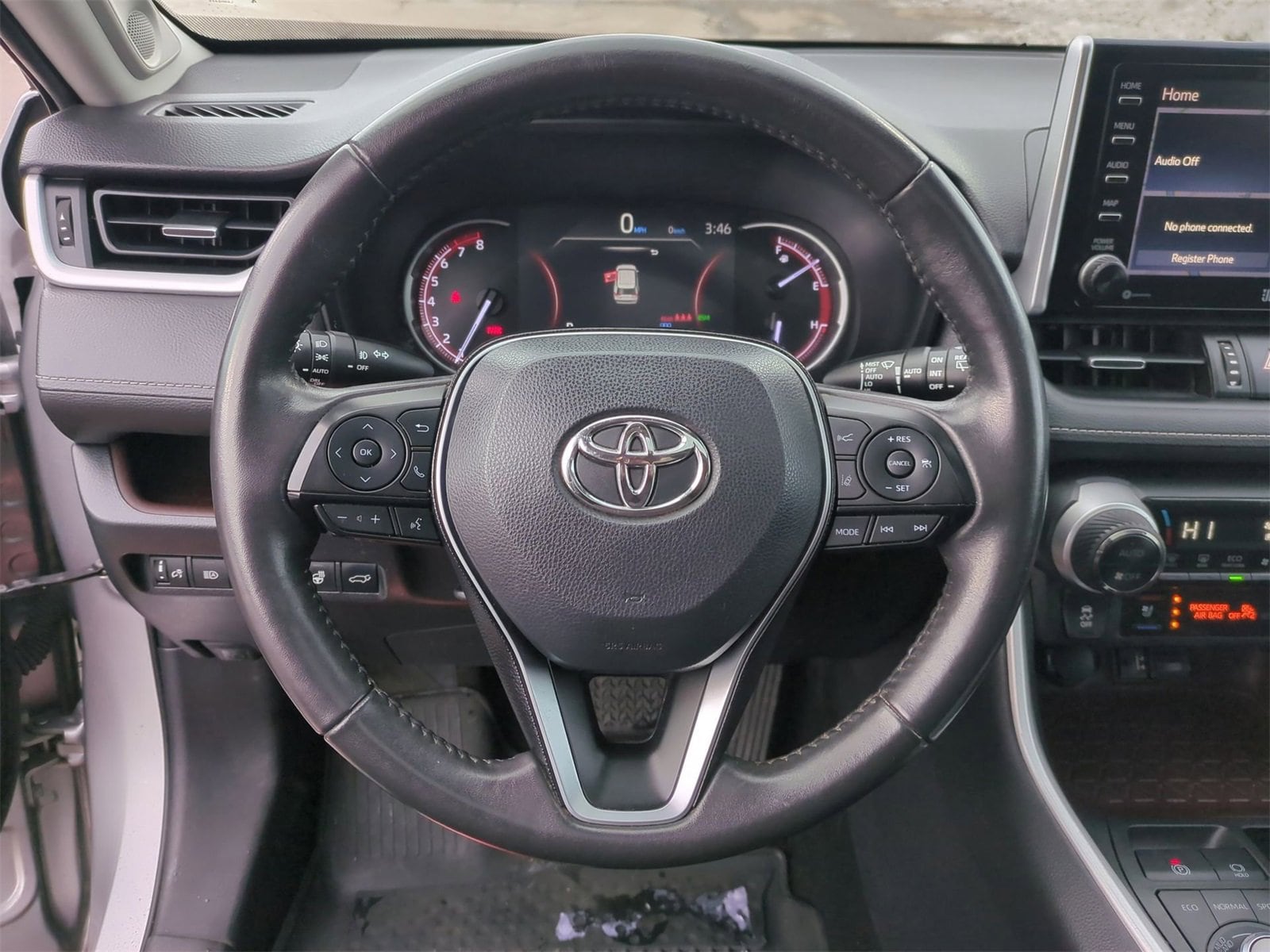 Thumbnail: 2019 Toyota RAV4 - 23