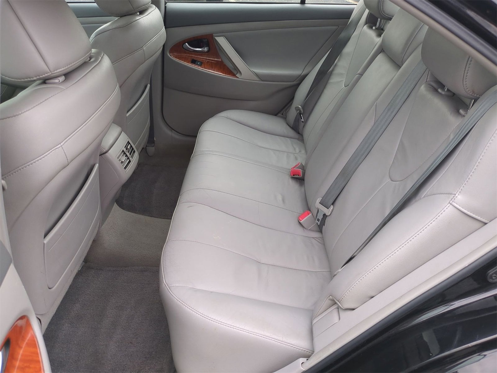 Thumbnail: 2010 Toyota Camry - 20