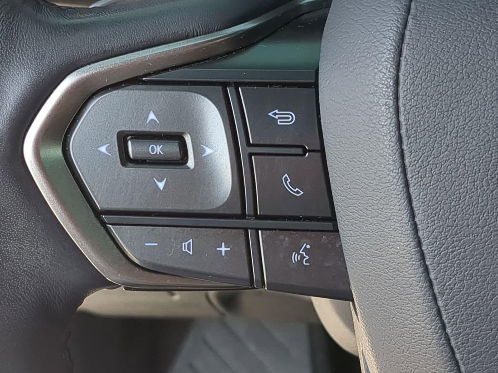 Thumbnail: 2024 Lexus RX - 23