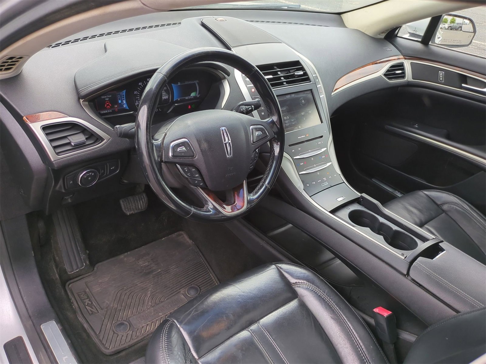 Thumbnail: 2015 Lincoln MKZ - 10