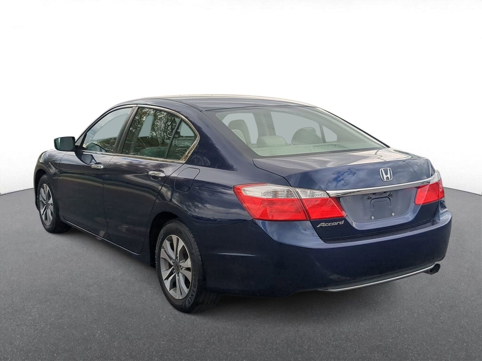 Thumbnail: 2015 Honda Accord - 6
