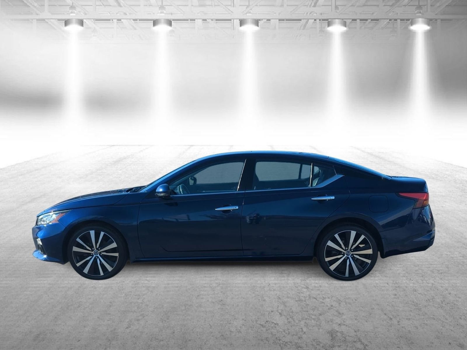 Thumbnail: 2022 Nissan Altima - 5