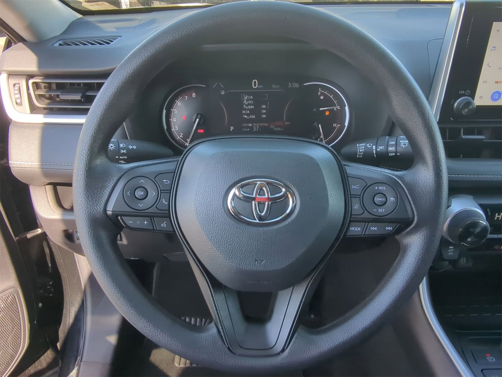 Thumbnail: 2024 Toyota RAV4 - 29