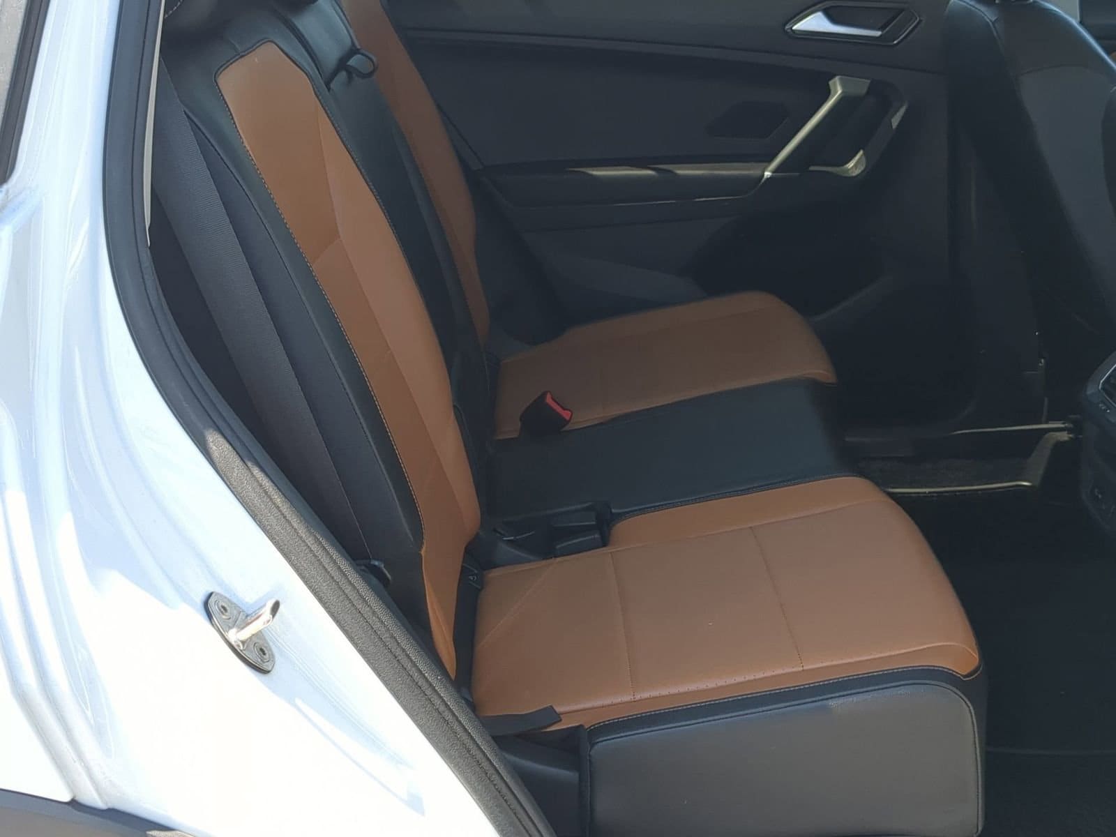 Thumbnail: 2018 Volkswagen Tiguan - 20
