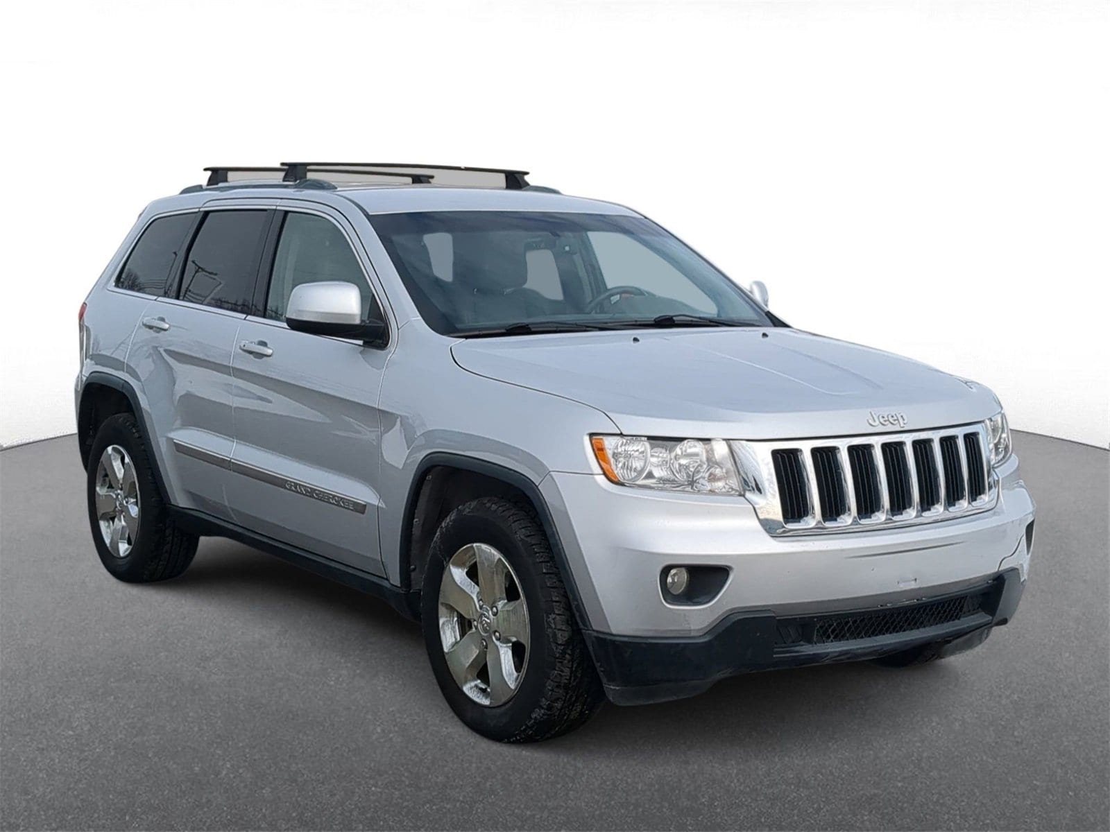 Thumbnail: 2011 Jeep Grand Cherokee - 2
