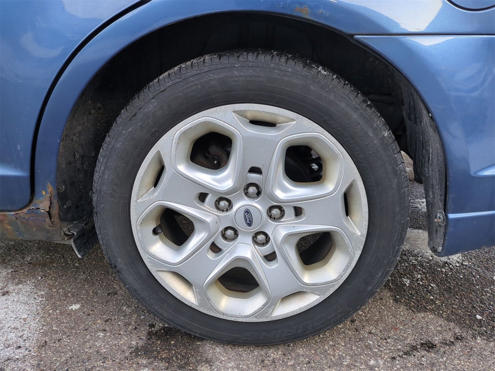 Thumbnail: 2010 Ford Fusion - 14