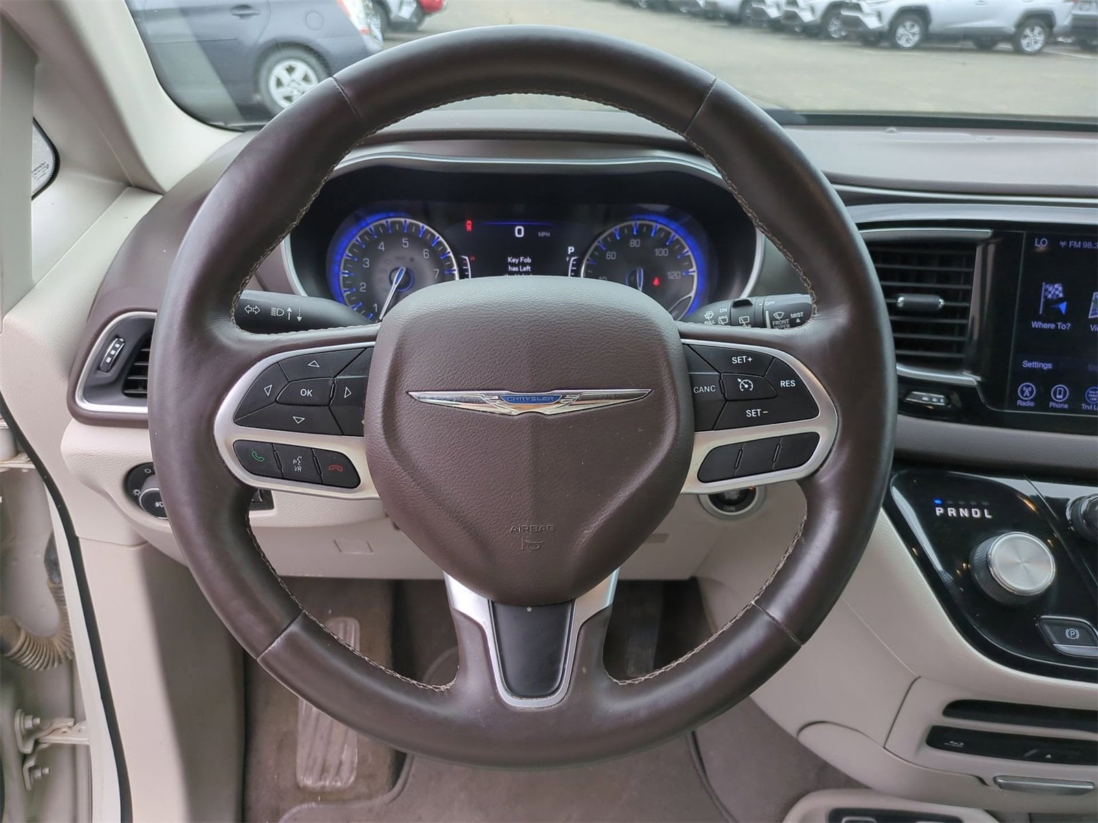 Thumbnail: 2017 Chrysler Pacifica - 20