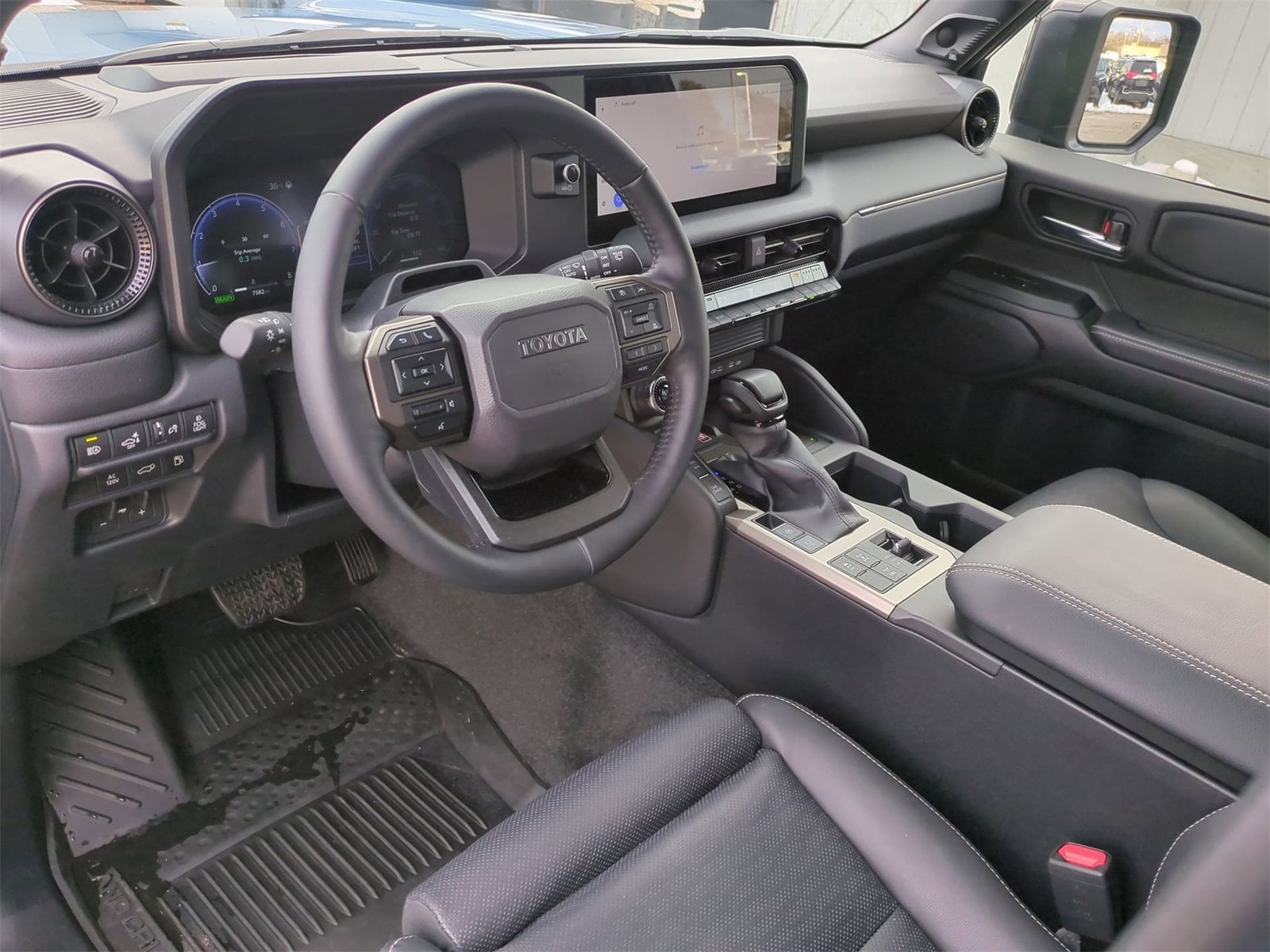 Thumbnail: 2025 Toyota Land Cruiser - 10