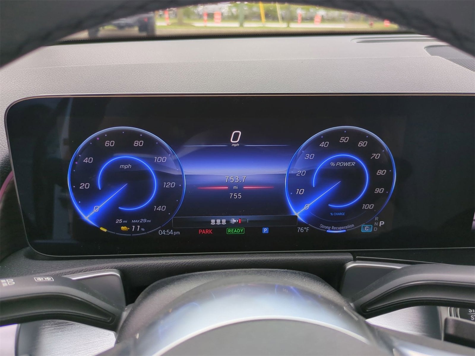 Thumbnail: 2025 Mercedes-Benz EQB - 32