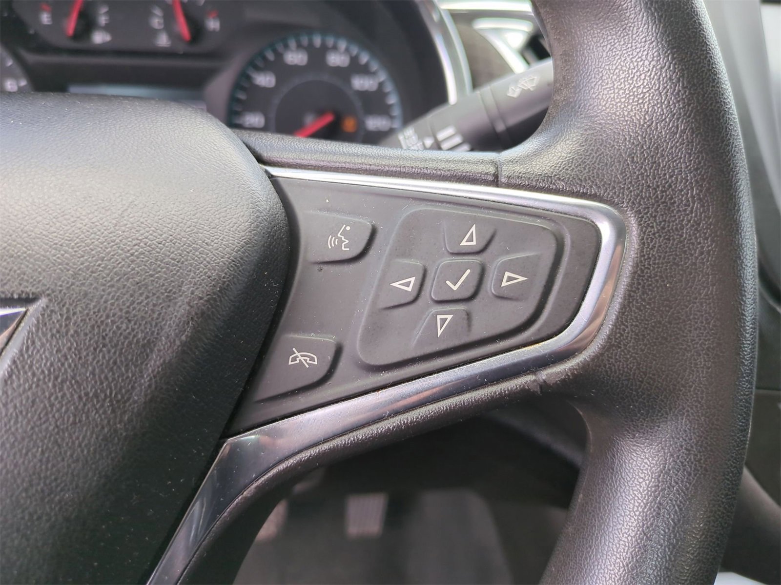 Thumbnail: 2016 Chevrolet Malibu - 22
