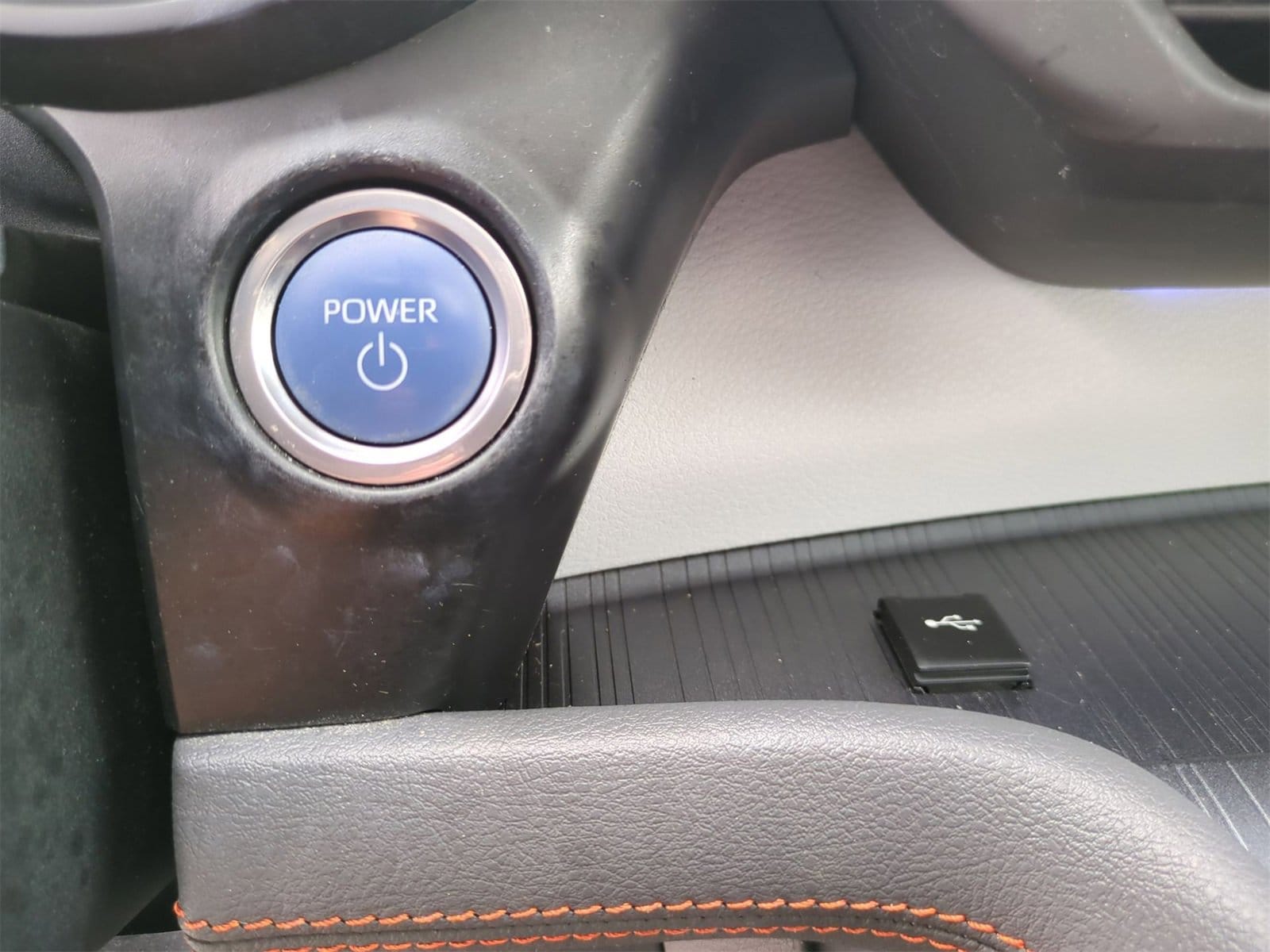 Thumbnail: 2021 Toyota Sienna - 30