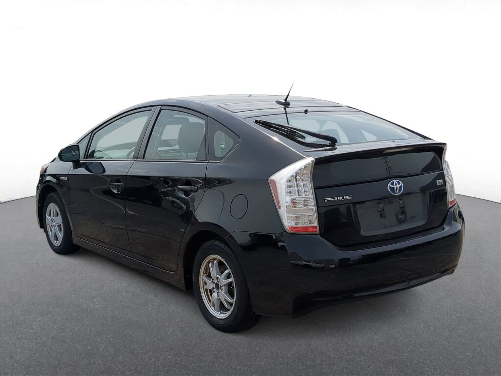 Thumbnail: 2010 Toyota Prius - 6